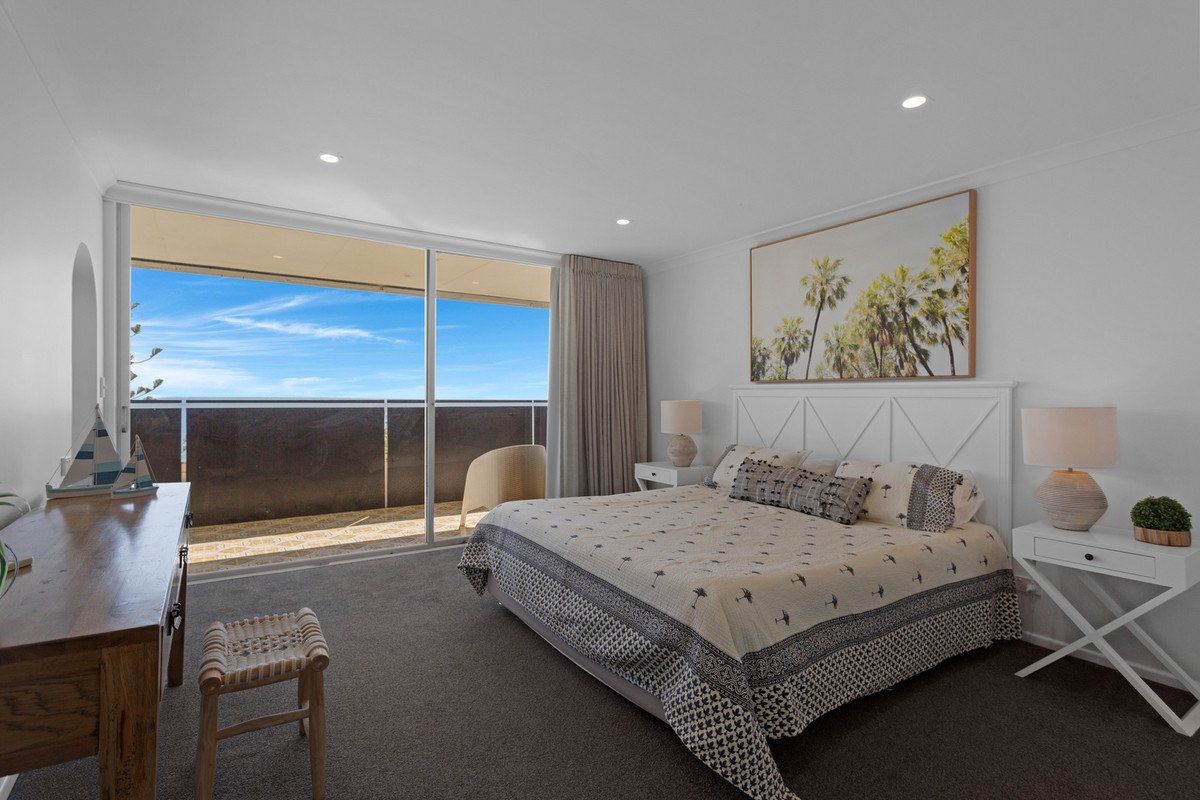 26/12 Goodwin Terrace Burleigh Heads 17