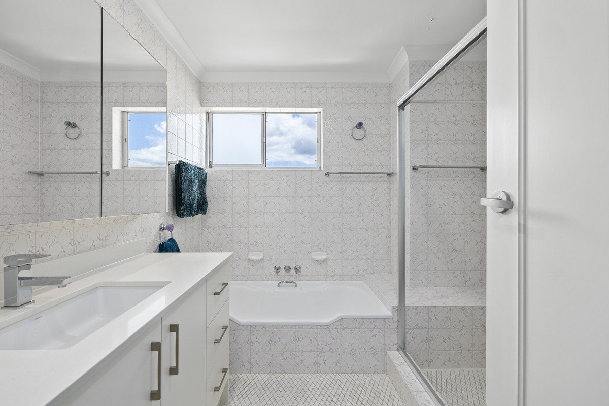 26/12 Goodwin Terrace Burleigh Heads 9