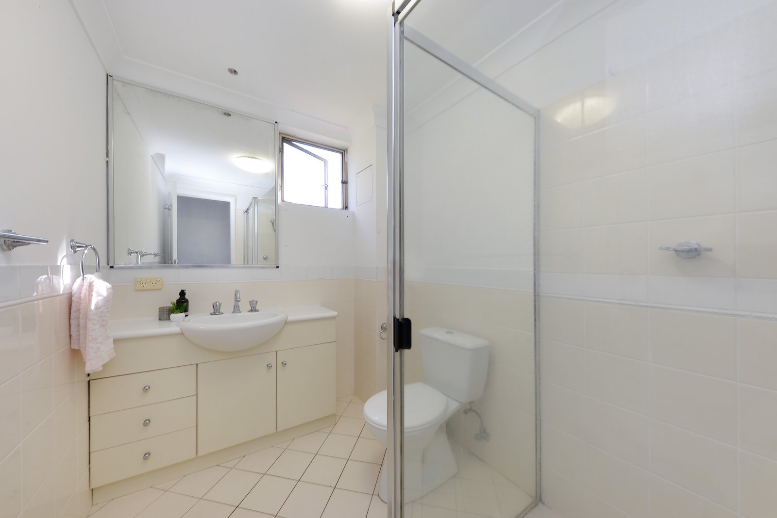 26/127 Banksia Street BOTANY 9