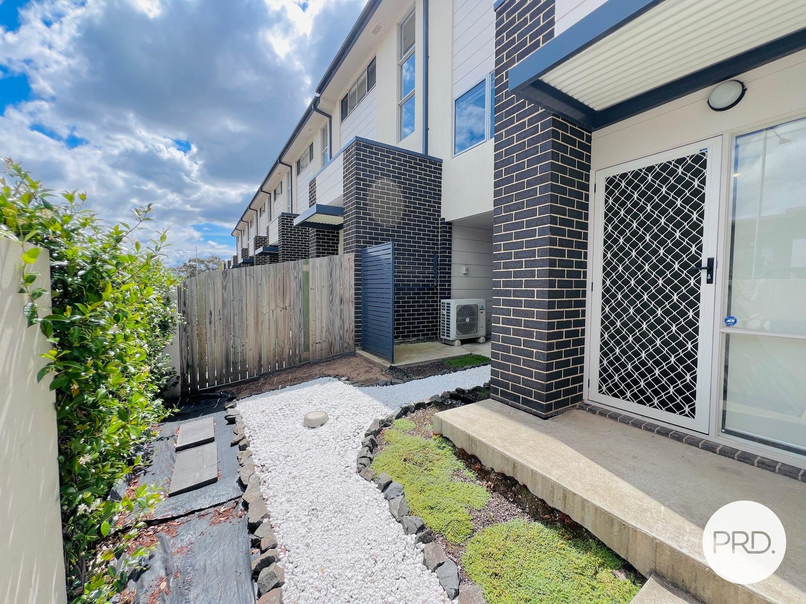 26/136 Stockman Avenue LAWSON 3