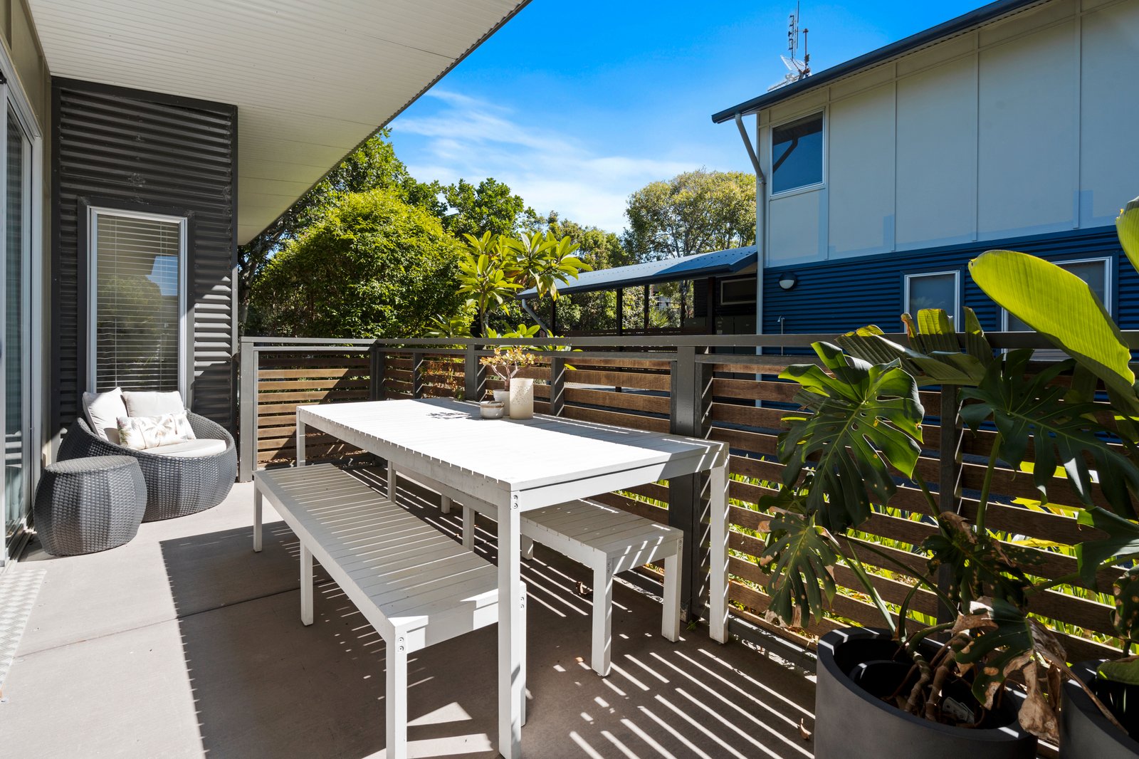 2/614-618 Casuarina Way CASUARINA 11