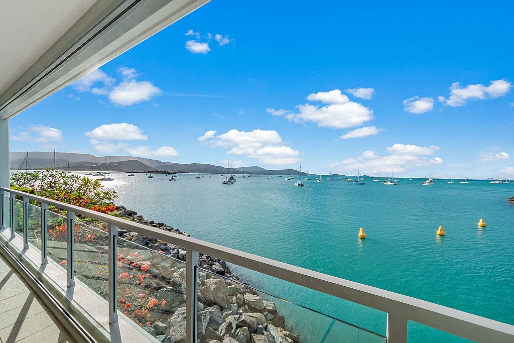 26/144 Shingley Drive AIRLIE BEACH 6