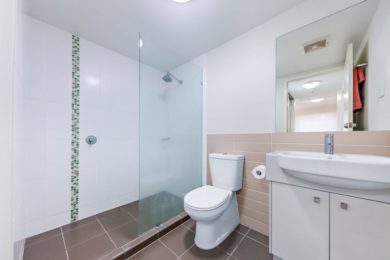 26/15 Flame Tree Court AIRLIE BEACH 14