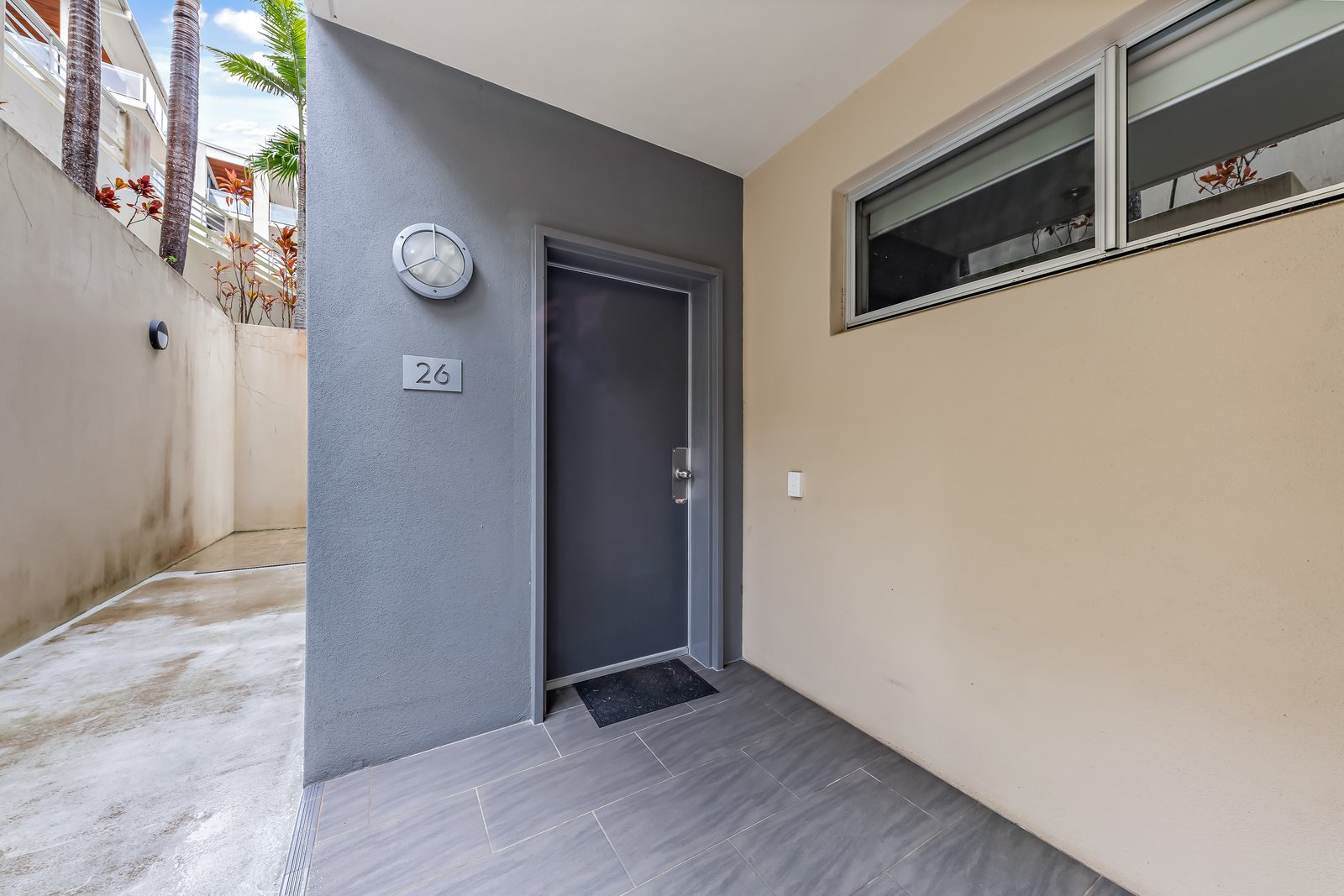 26/15 Flame Tree Court AIRLIE BEACH 17