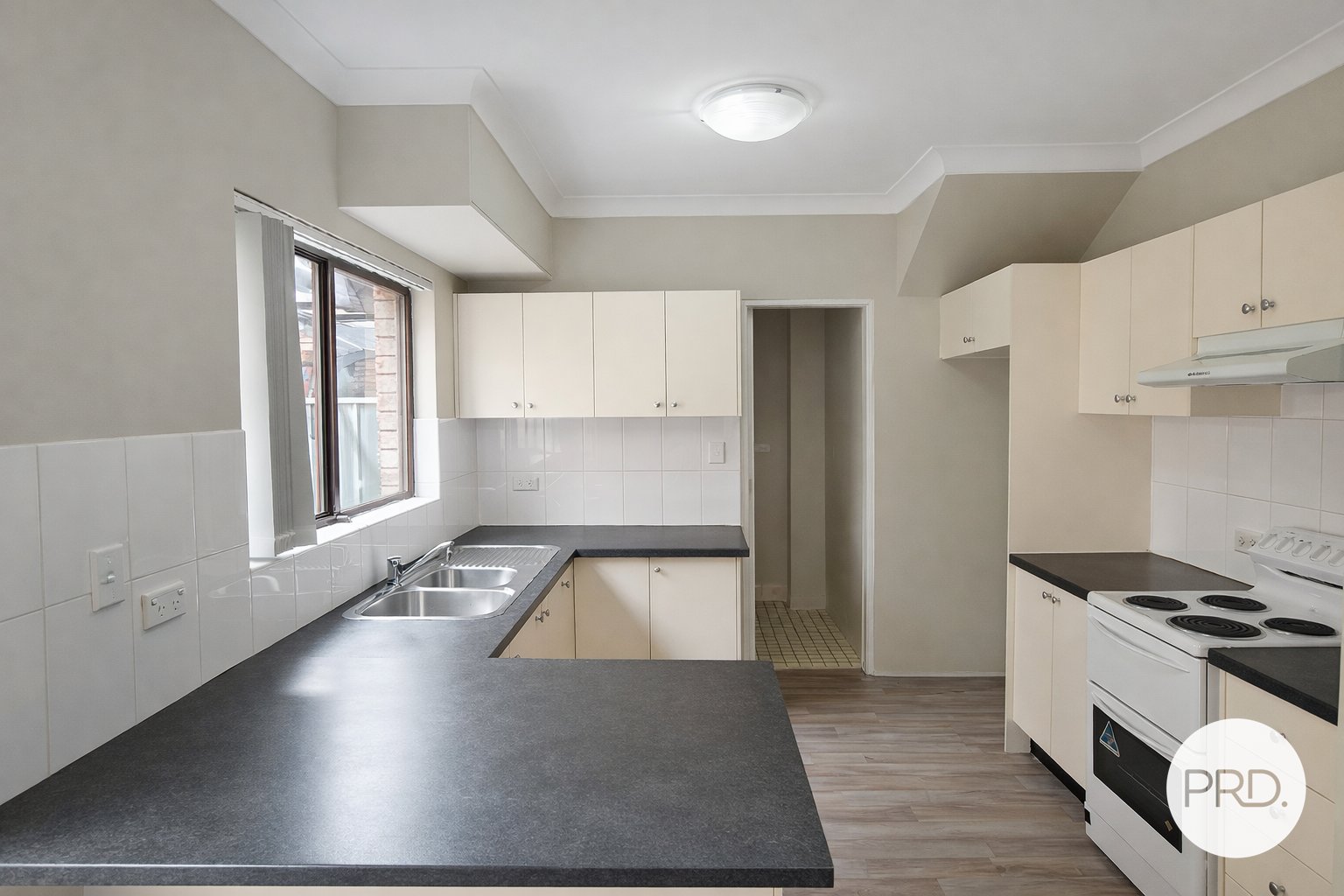 26/156 Moore Street LIVERPOOL 3