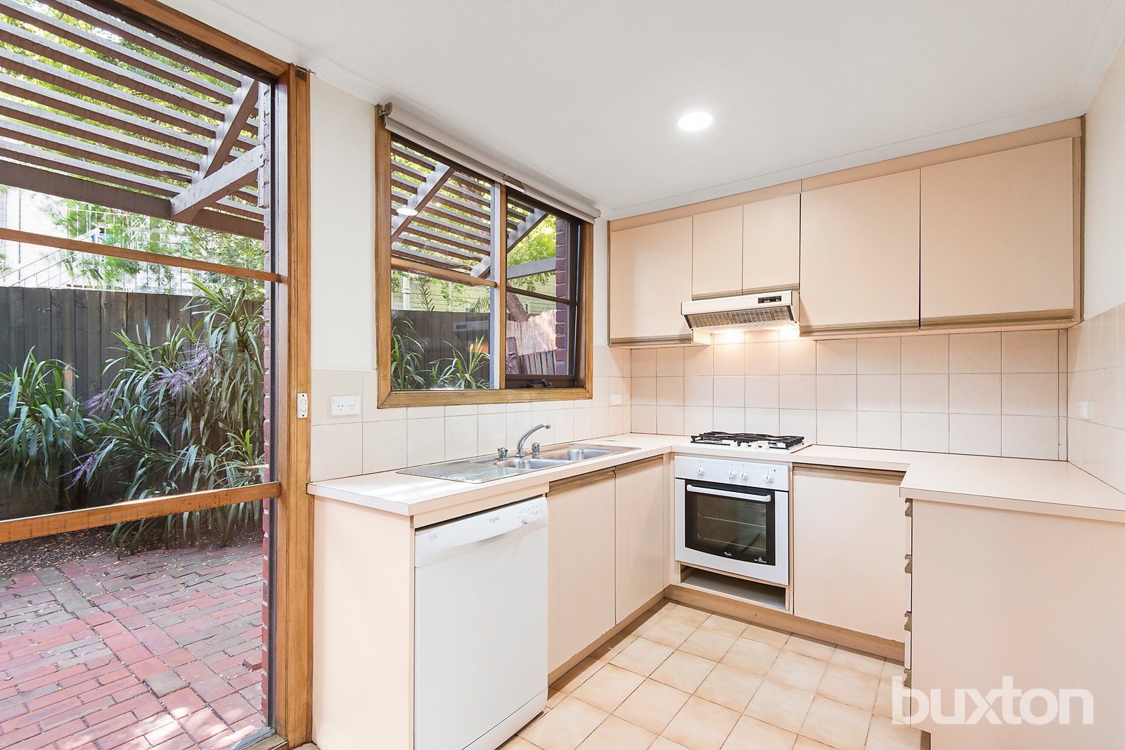 Gallery: 26/16-20 Milton Street