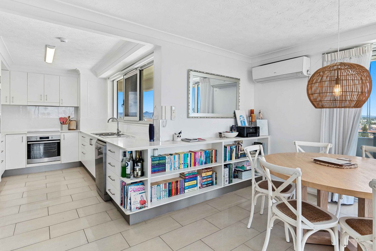 26/170-180 The Esplanade Burleigh Heads 9