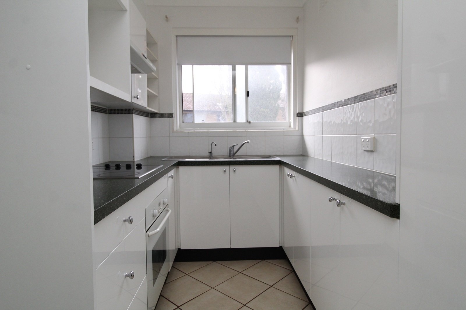 26/171 Willarong Road CARINGBAH 1