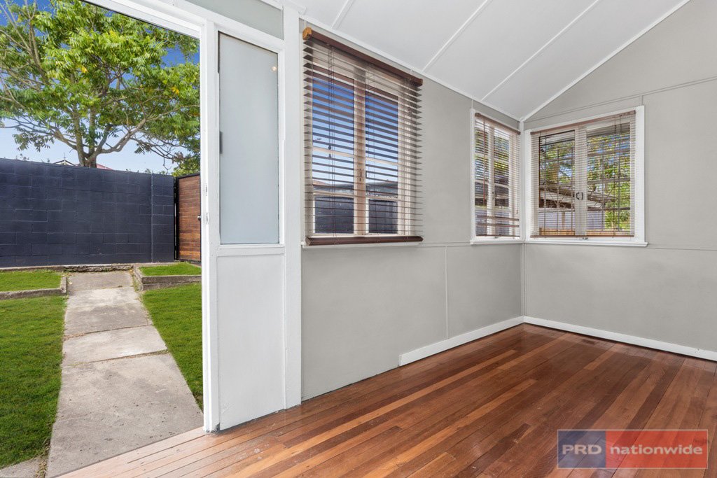 262 Enoggera Road NEWMARKET 11
