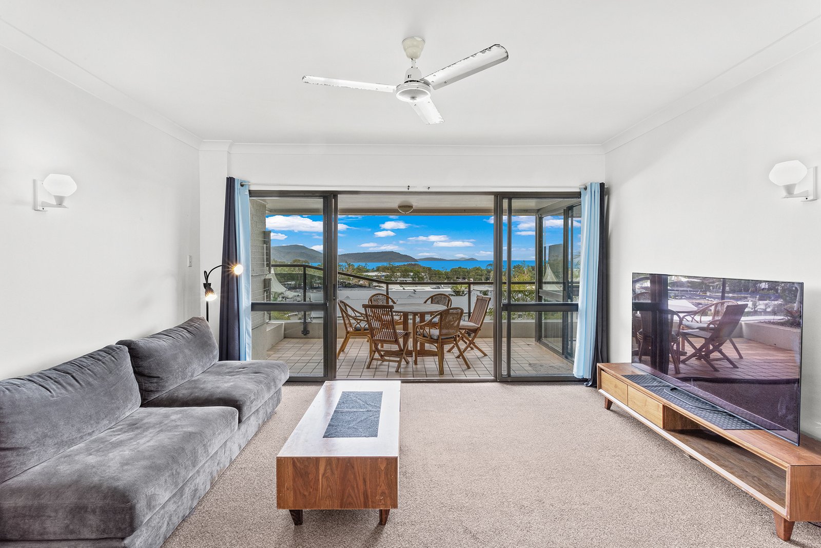 26/2 Eshelby Drive CANNONVALE 2