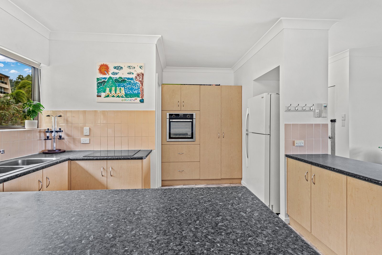 26/2 Eshelby Drive CANNONVALE 11
