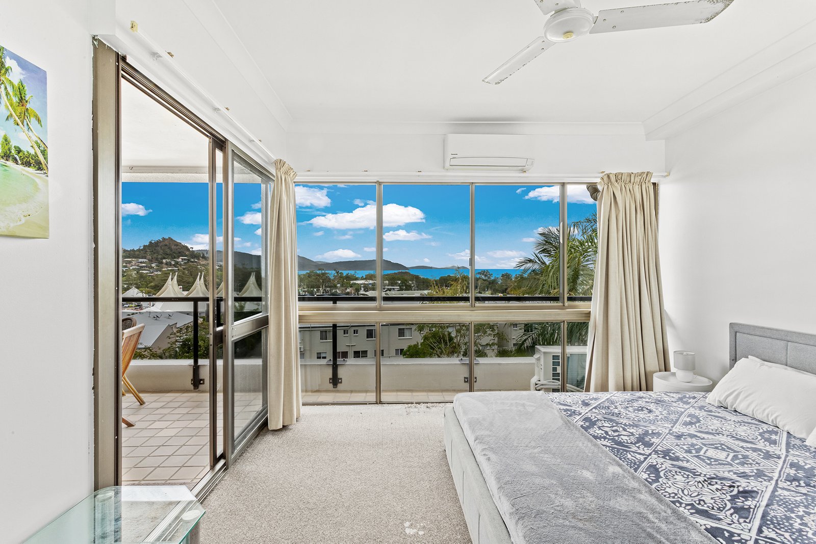 26/2 Eshelby Drive CANNONVALE 13