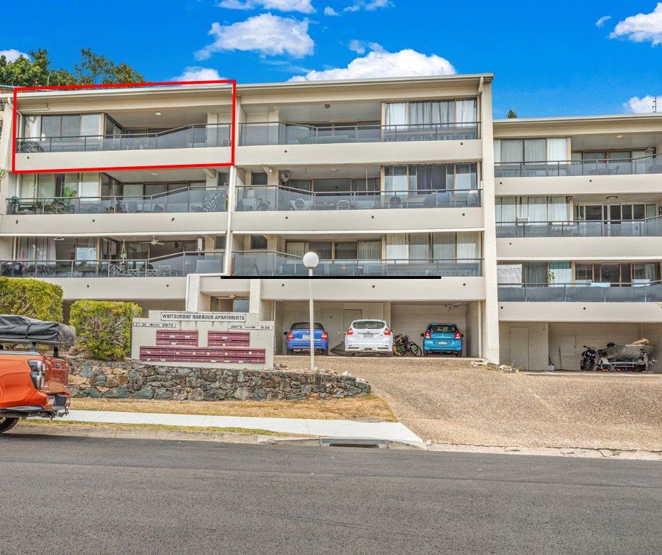 26/2 Eshelby Drive CANNONVALE 19