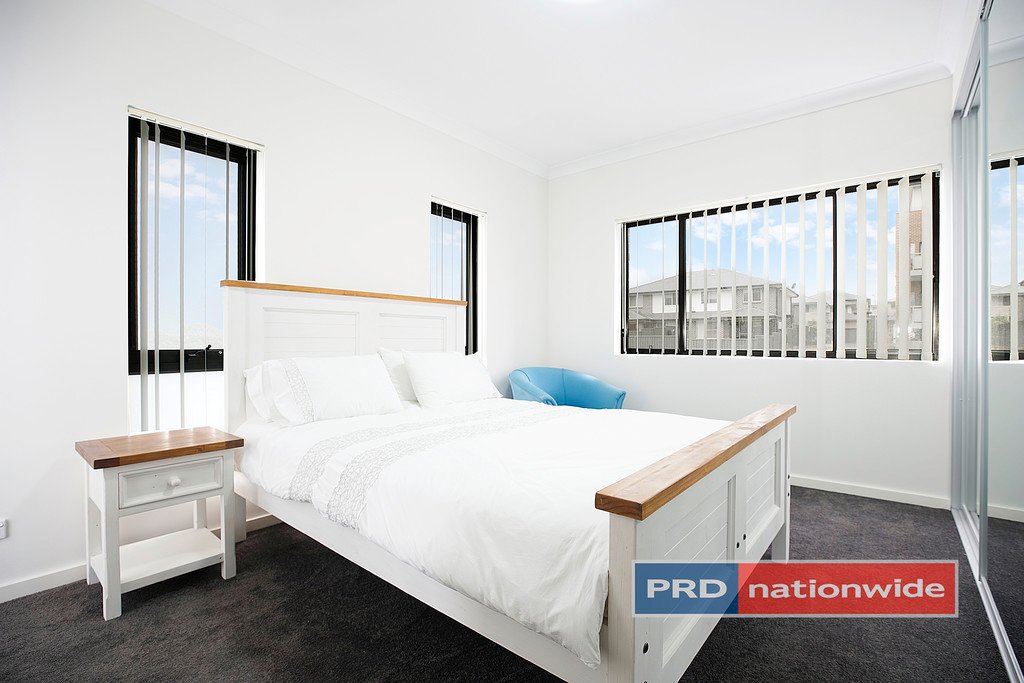 26/2 Glenmore Ridge Drive GLENMORE PARK 4