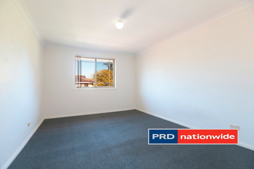 2/62 Lethbridge Street PENRITH 8