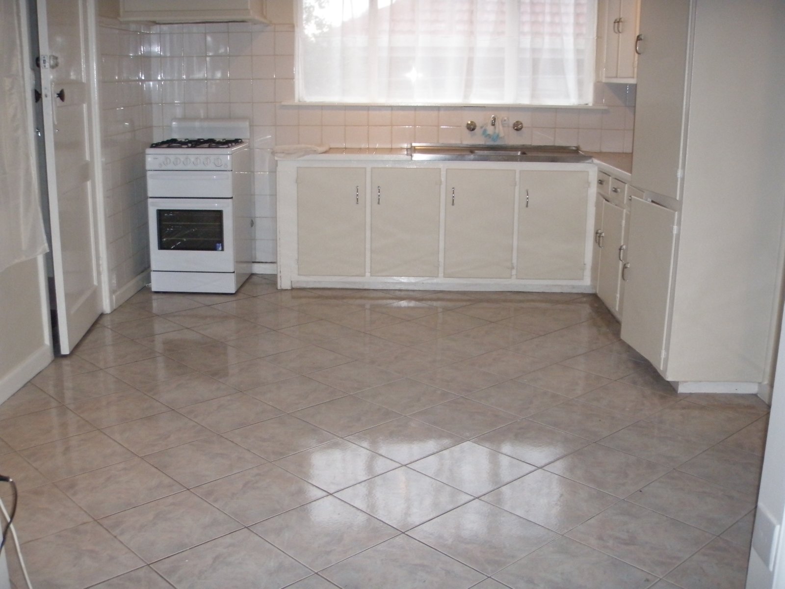Gallery: 262 South Road