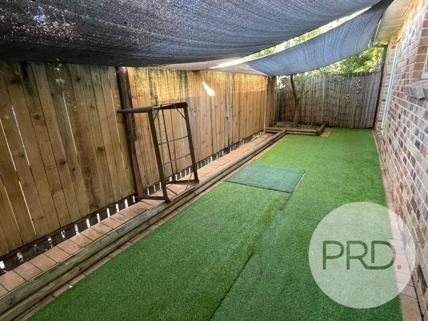 2/62 York Street NUNDAH 8