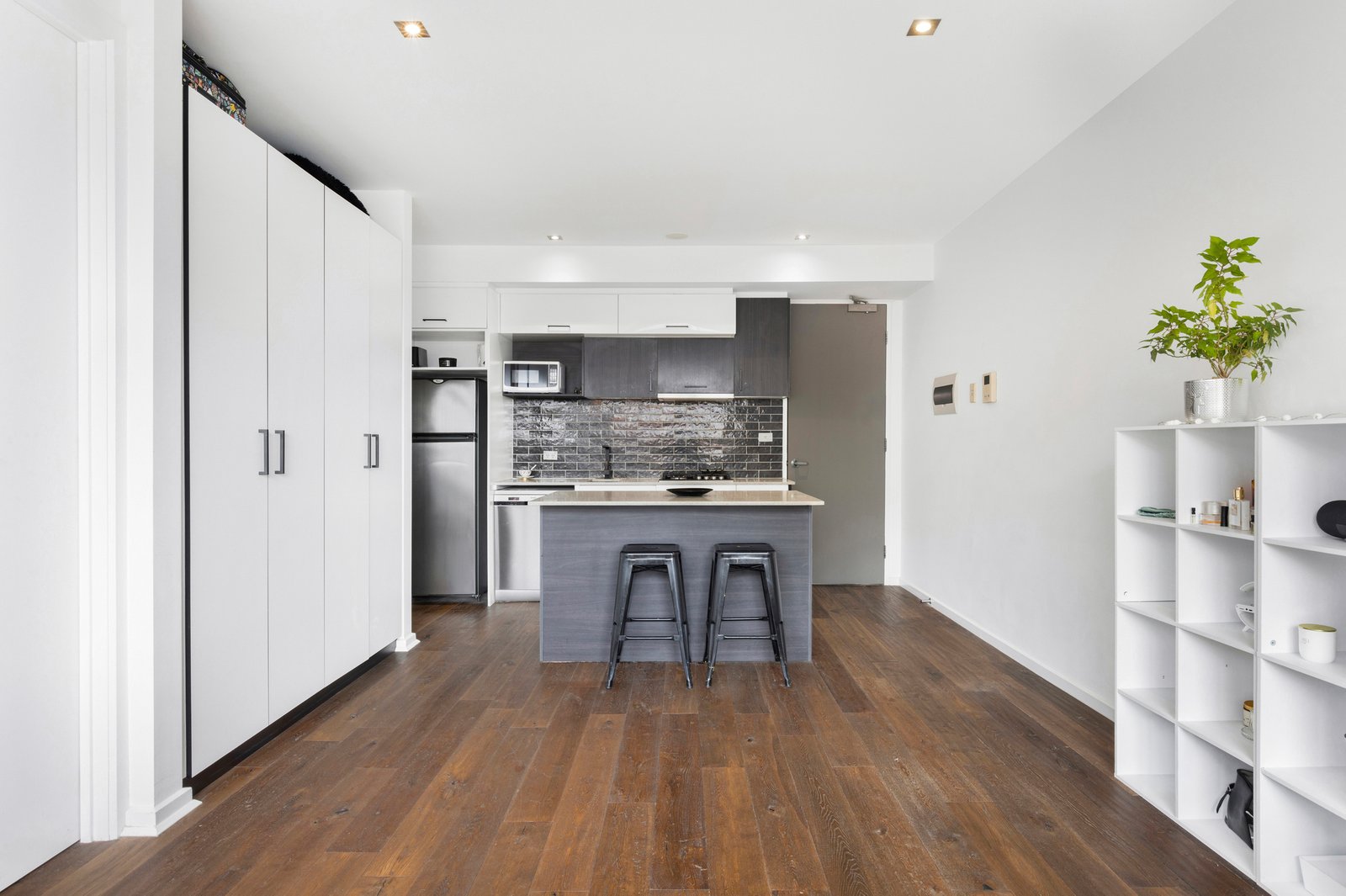 Gallery: 26/23 Irwell Street