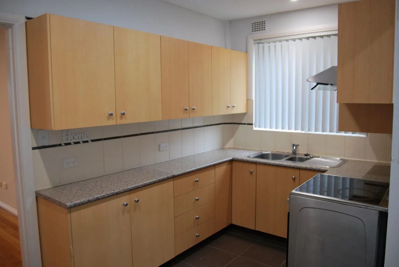 2/623B Homer St  KINGSGROVE 3