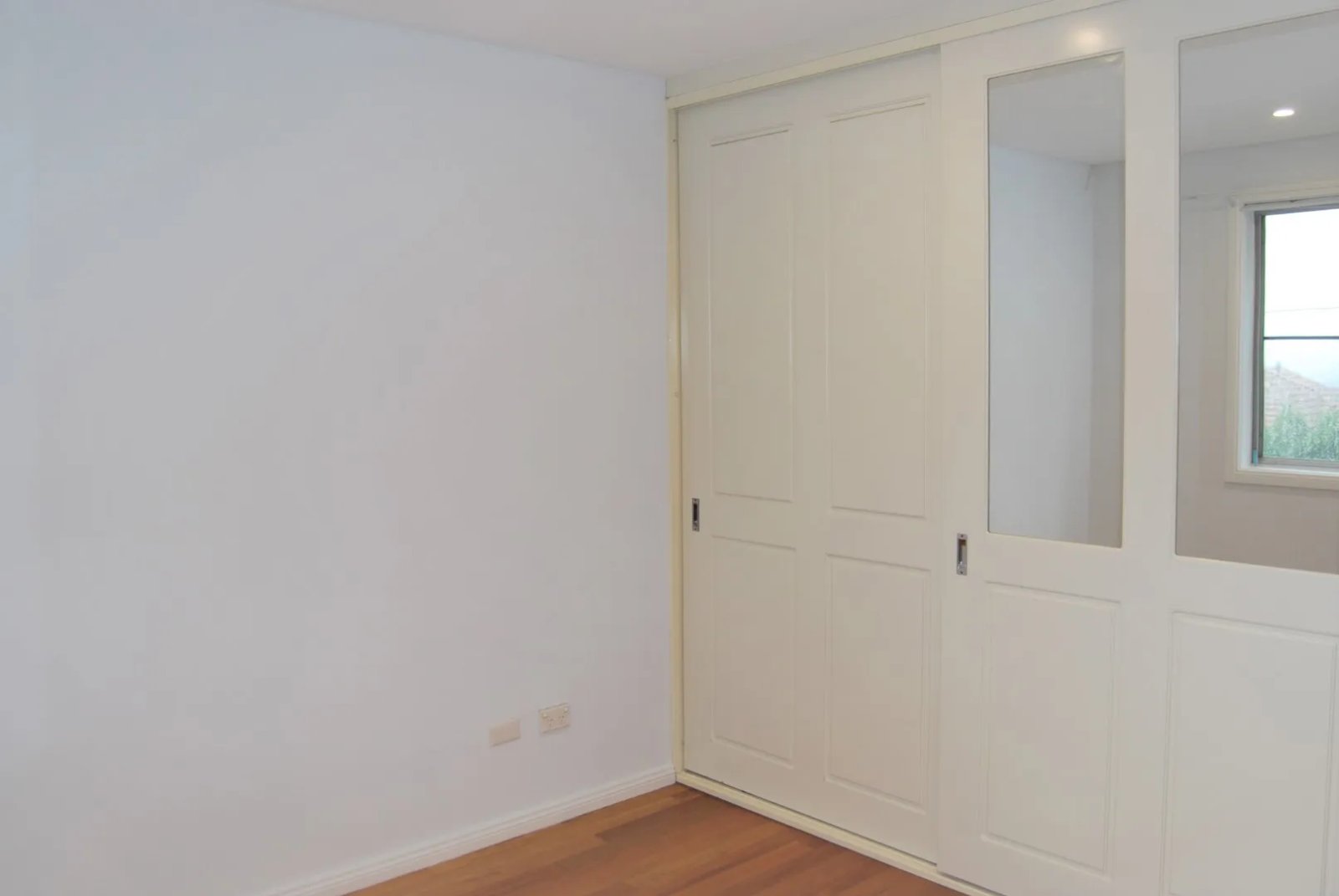 2/623B Homer St  KINGSGROVE 5