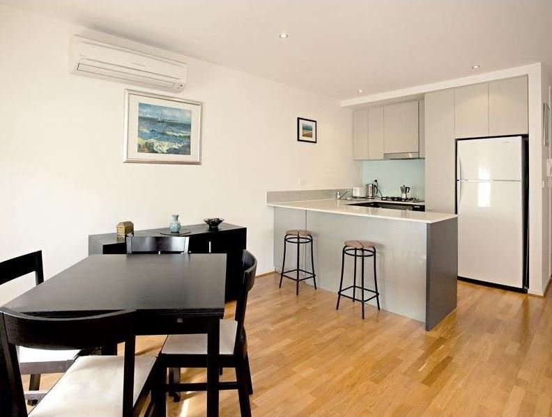 Gallery: 26/24-26 Milton Street