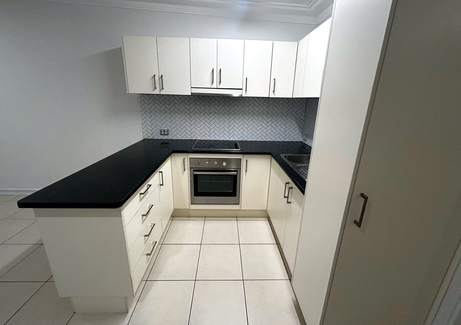 2/63 Azalea Avenue COFFS HARBOUR 1