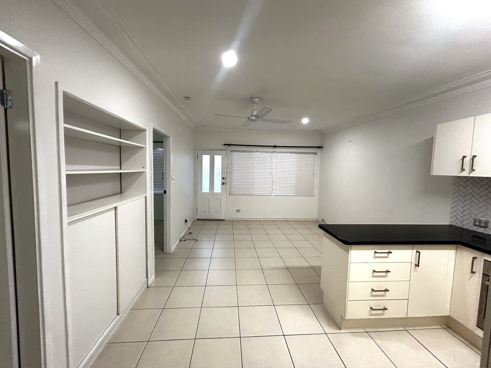 2/63 Azalea Avenue COFFS HARBOUR 2