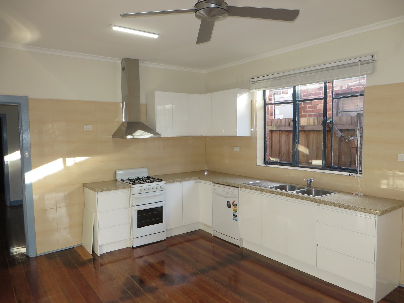 Gallery: 263 Bay Road
