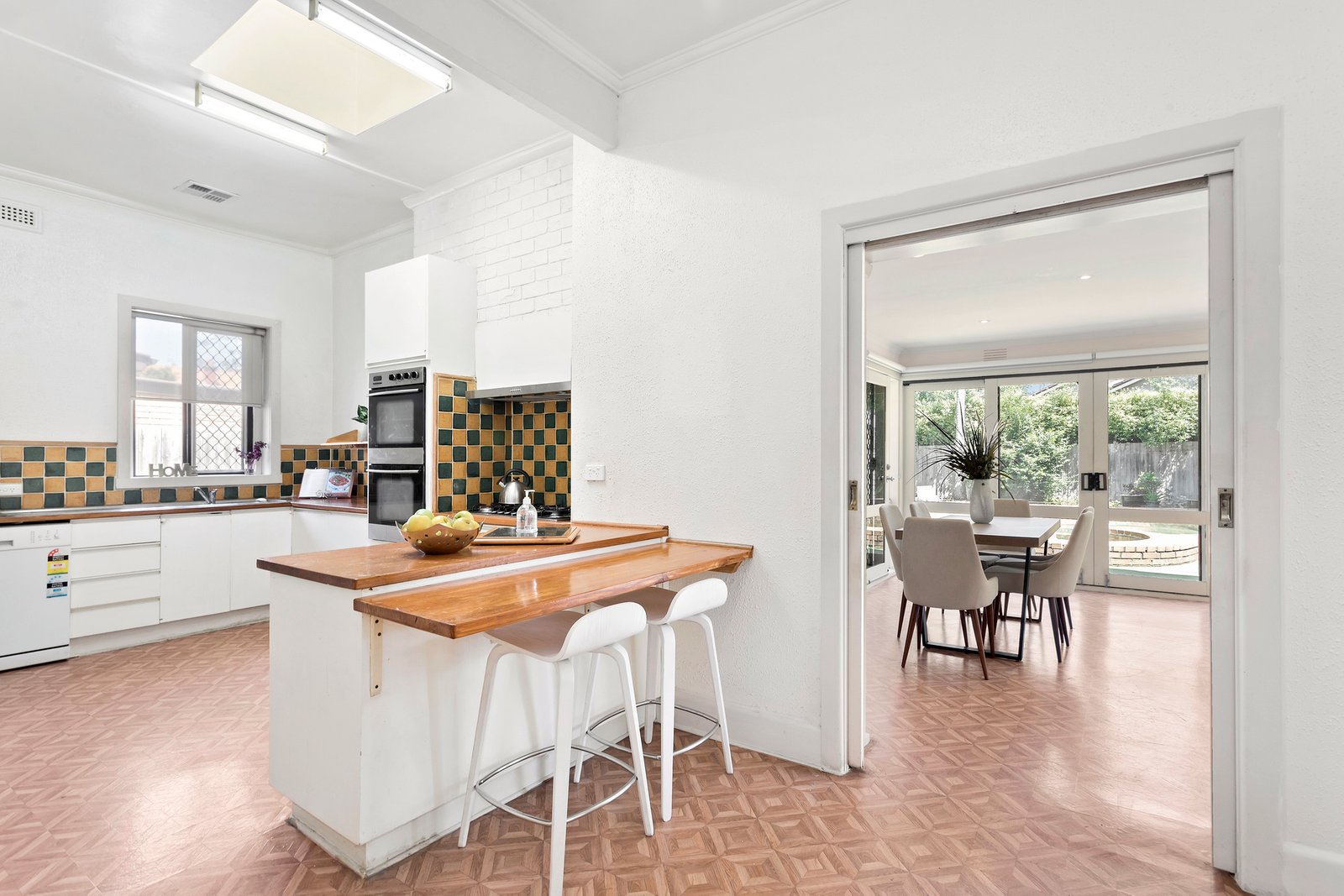 Real Estate and Property in 263 Booran Road, Caulfield South, VIC