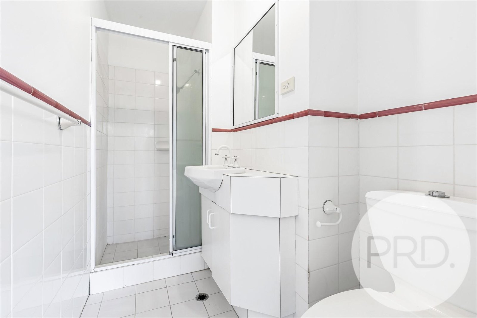 2/63 Montpelier Street CLAYFIELD 7