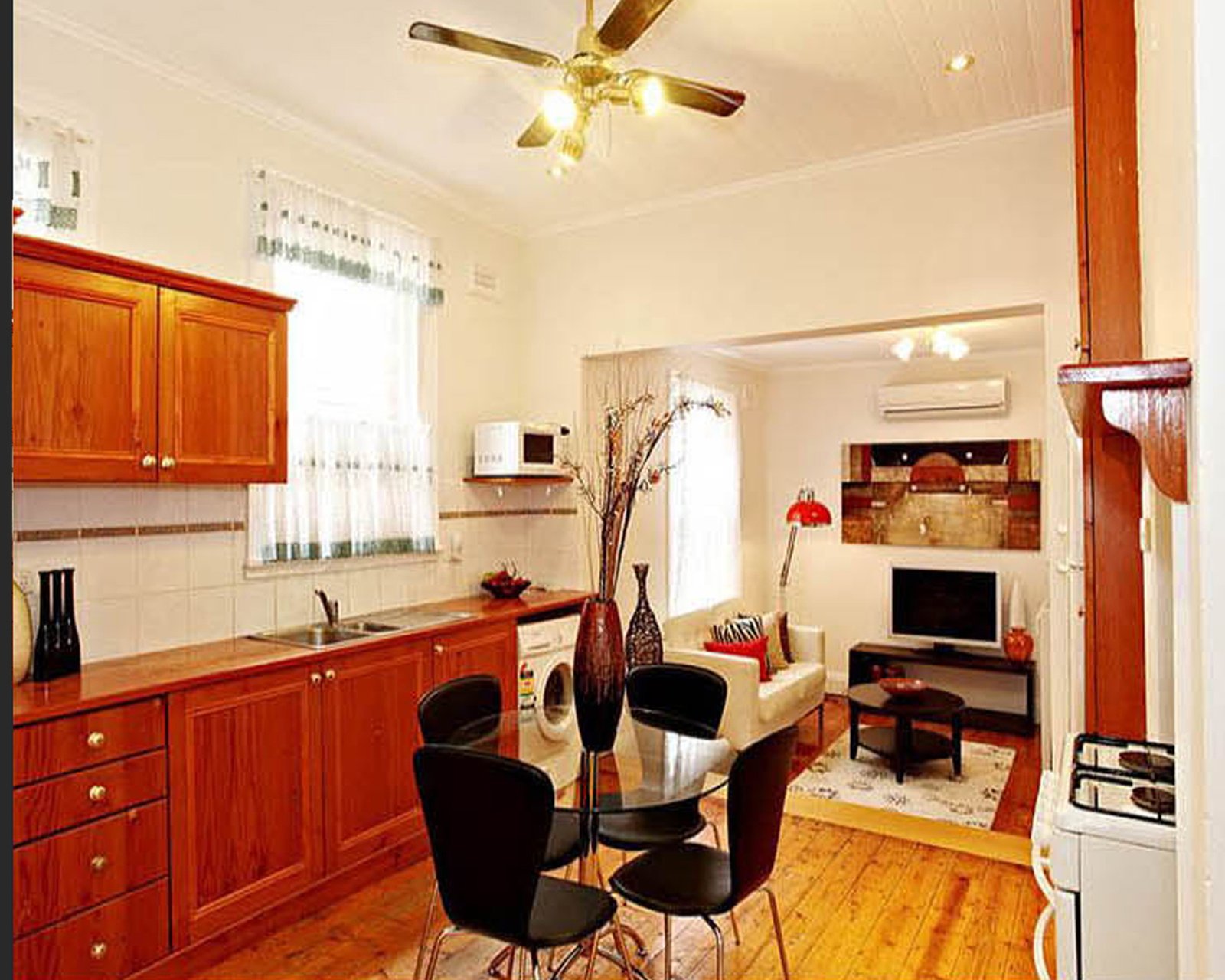 Gallery: 263 Moray Street
