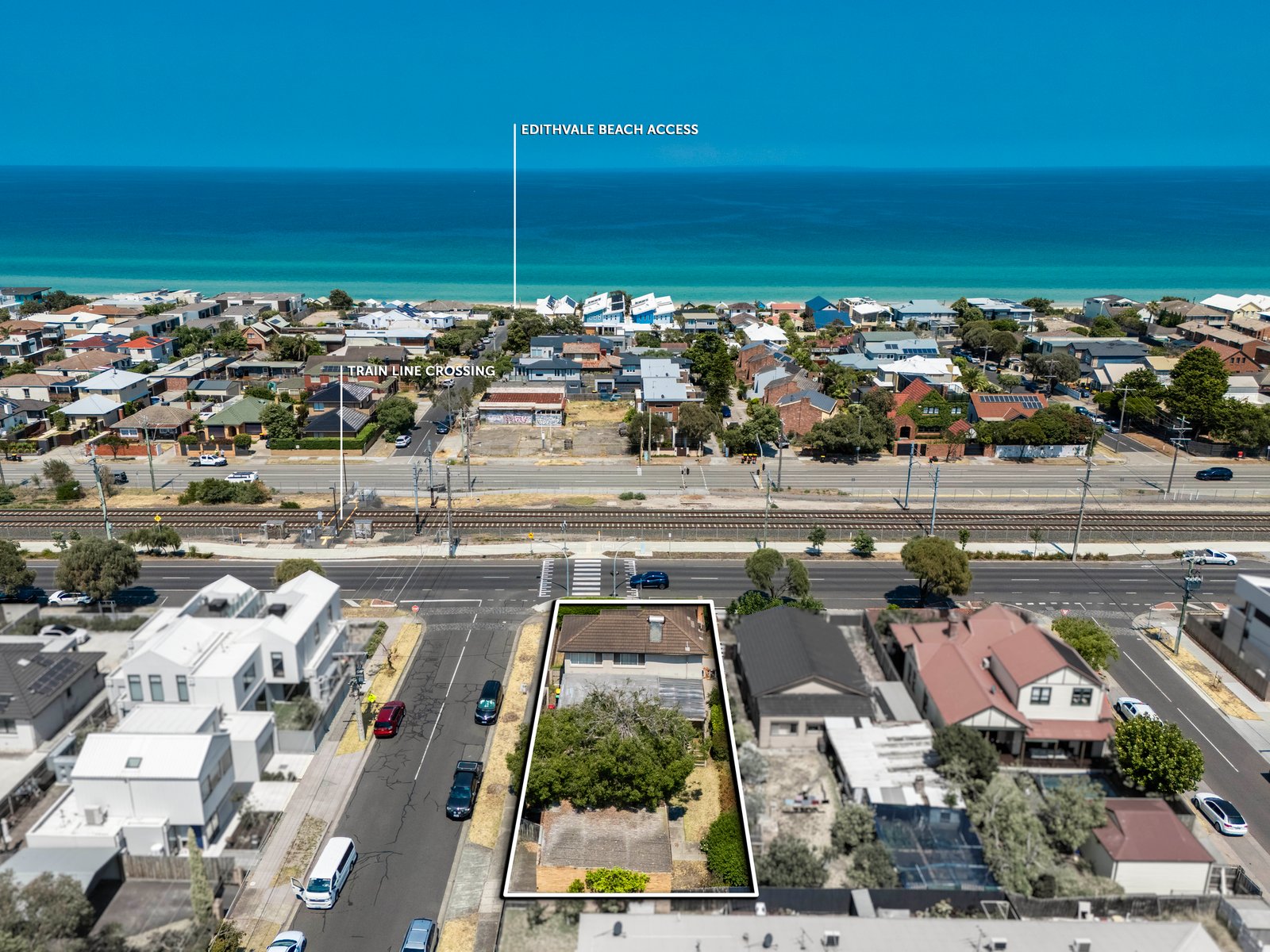 Gallery: 263 Station Street