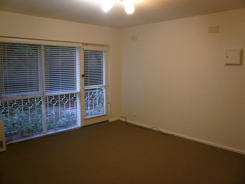 Gallery: 2/63 Tennyson Street