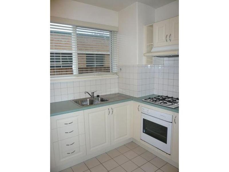 Gallery: 2/63 Tennyson Street