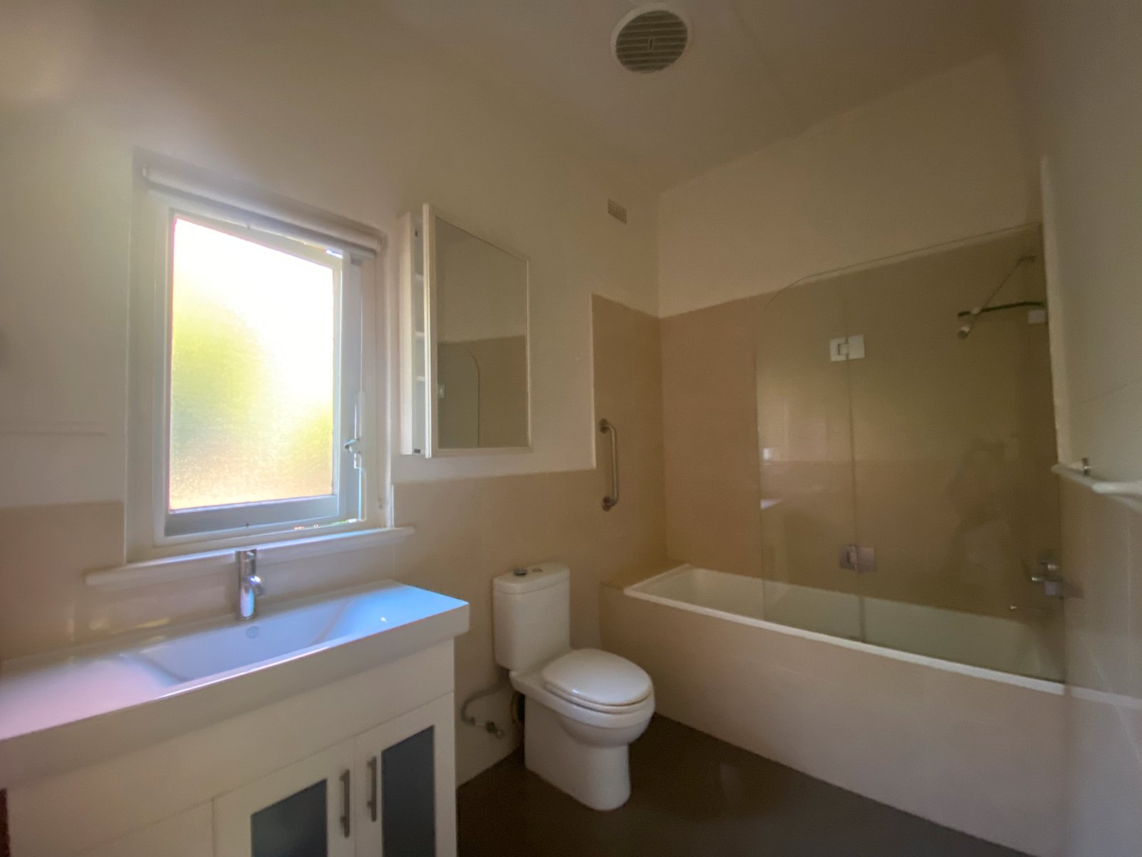 Gallery: 2/63 Wattle Valley Road