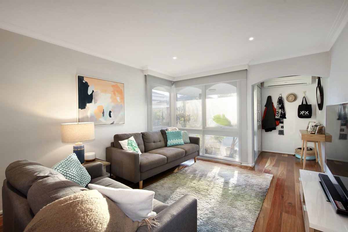 Gallery: 2/630 Centre Road