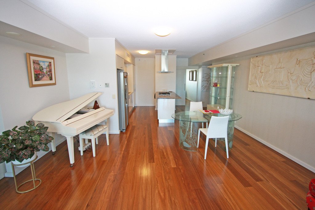 26/326-343 Marine Parade LABRADOR 5