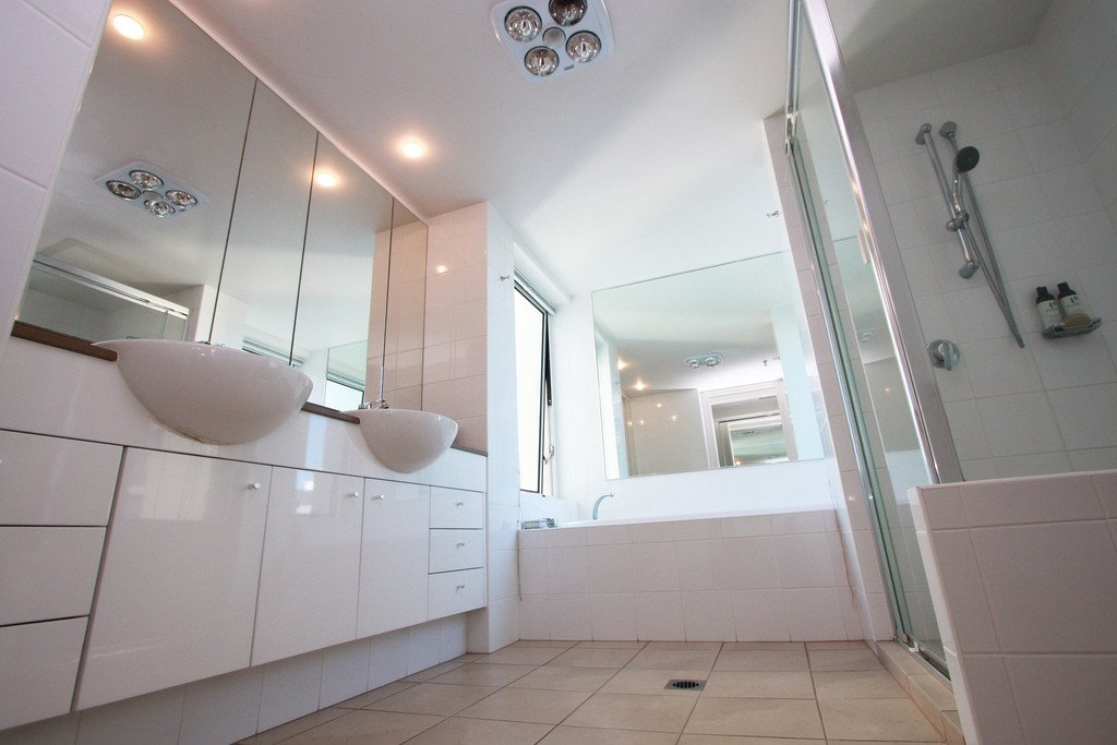 26/326-343 Marine Parade LABRADOR 8