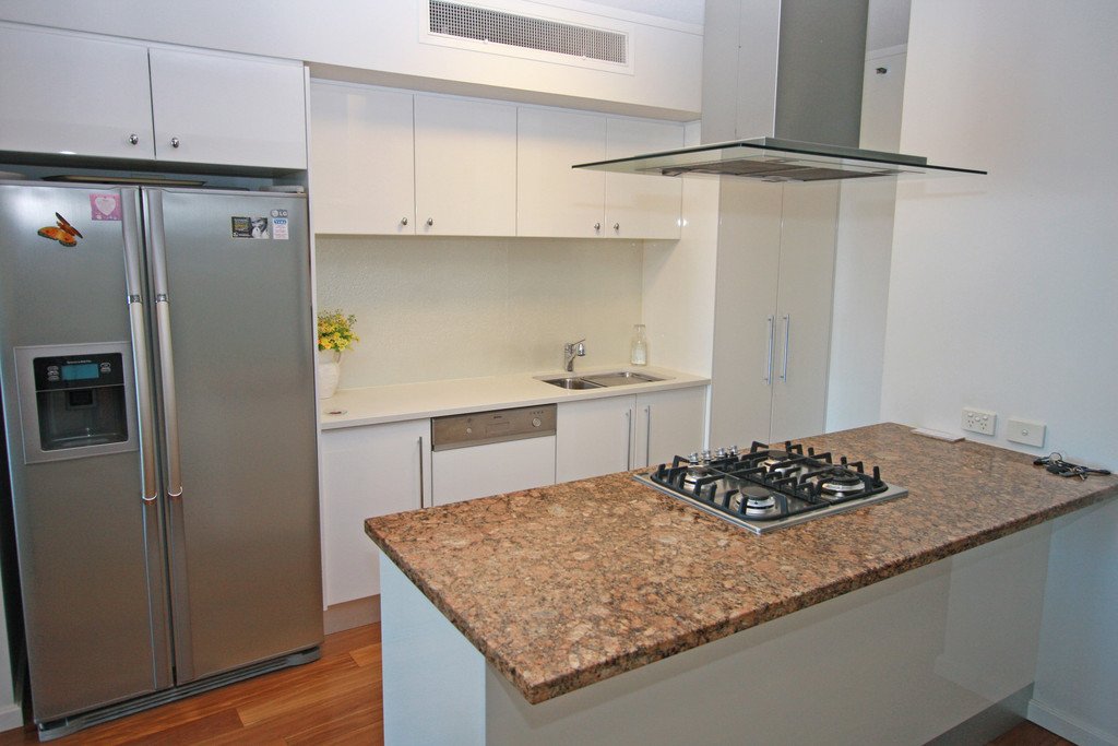 26/326-343 Marine Parade LABRADOR 9