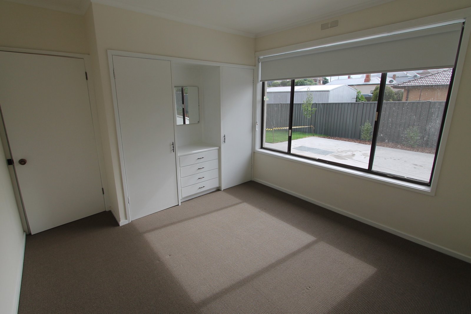 2/633 Bond Street GOLDEN POINT 4