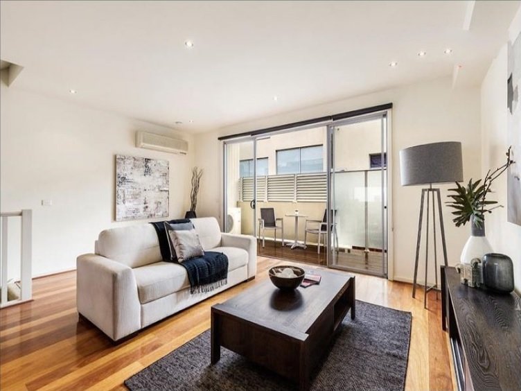 Gallery: 2/635 Nepean Highway