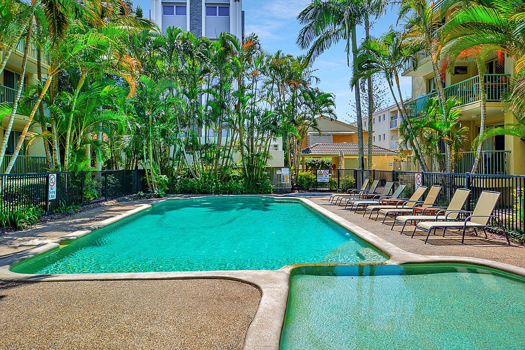 26/37-43 Golden Four Drive BILINGA 1