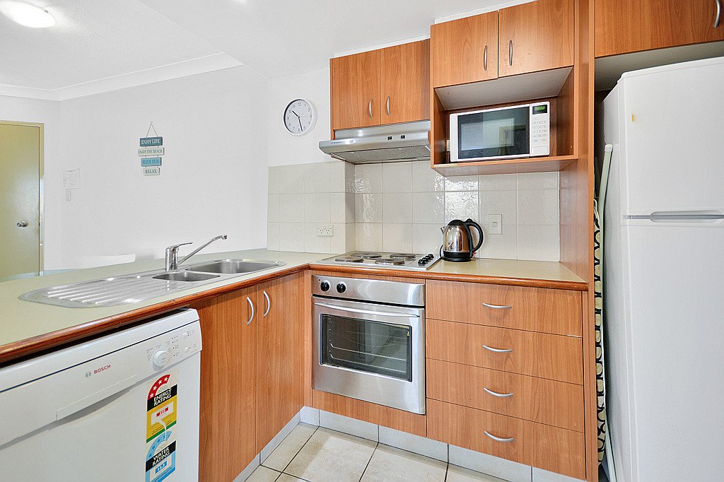 26/37-43 Golden Four Drive BILINGA 3