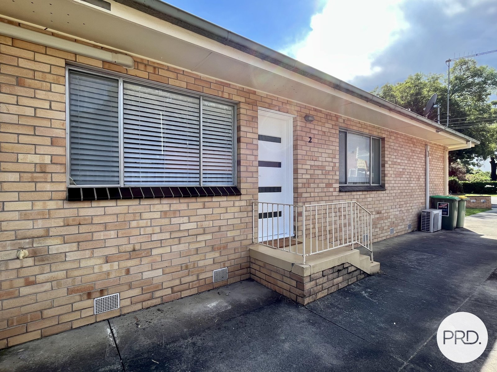2/637 Jones Street ALBURY 1