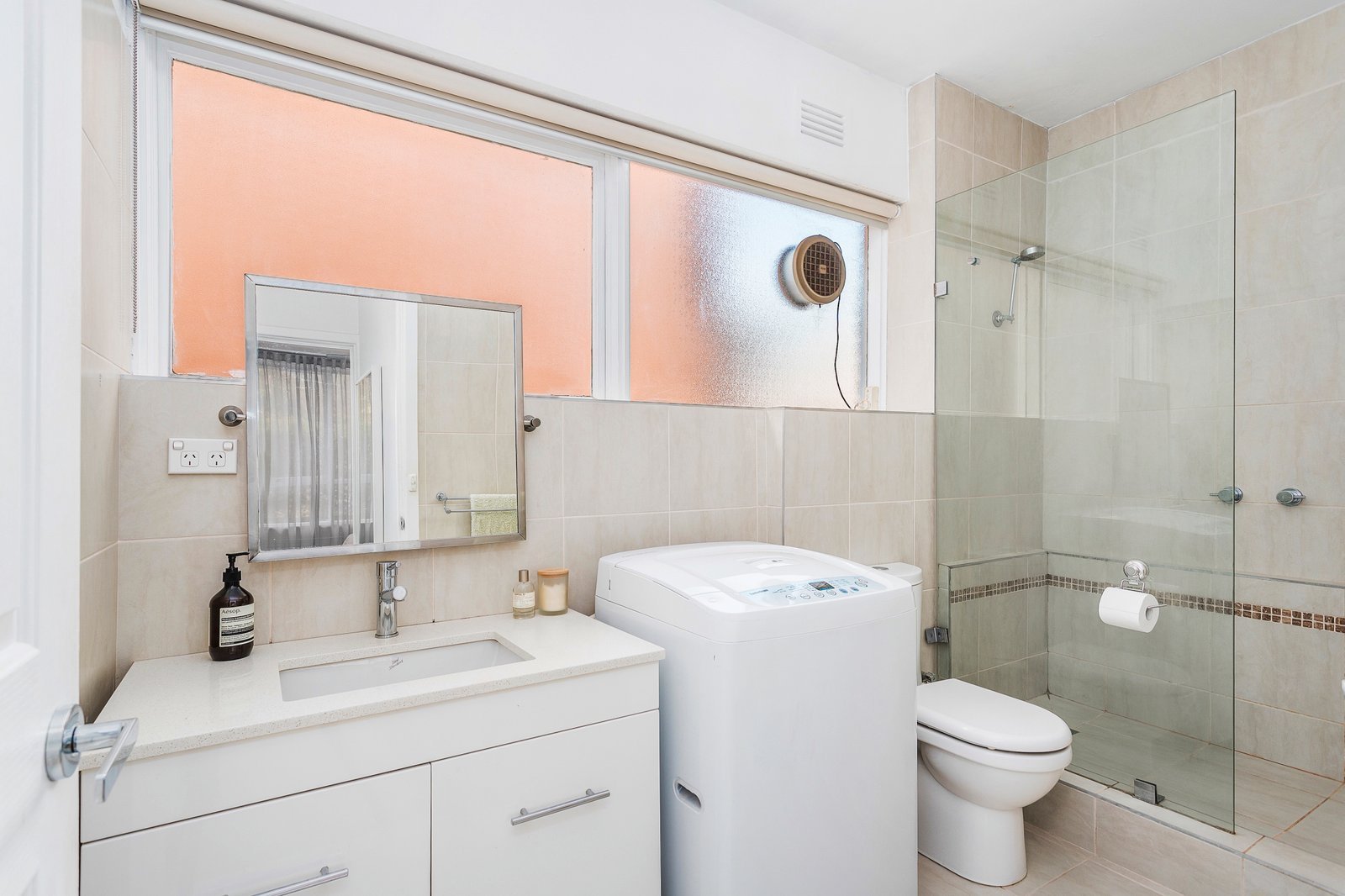 Gallery: 2/637 Toorak Road