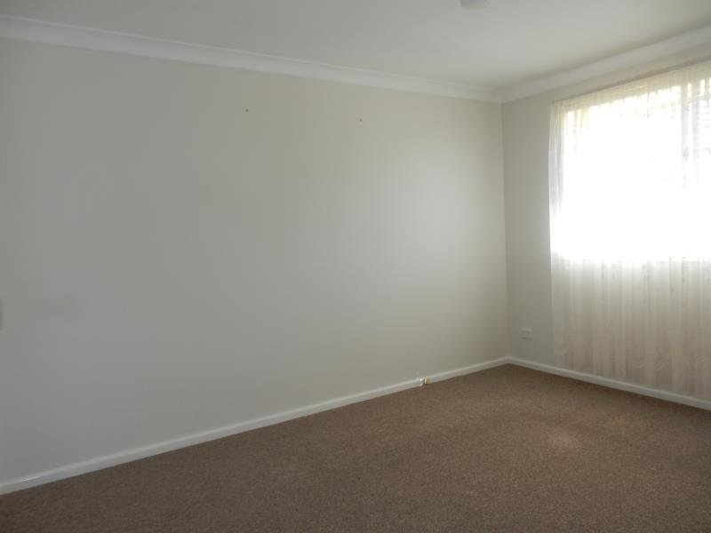 2/64 Crown Street TAMWORTH 3