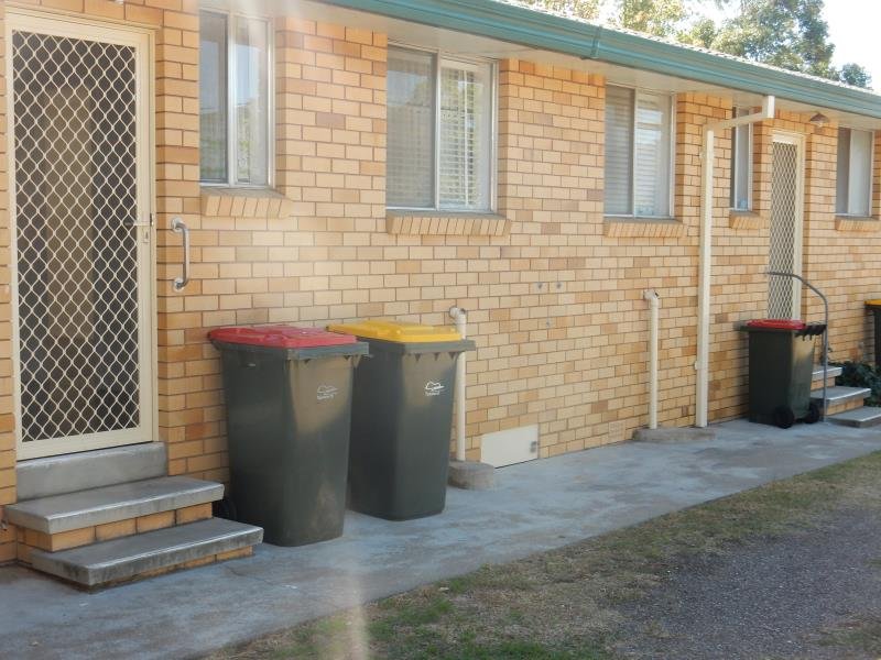 2/64 Crown Street TAMWORTH 8