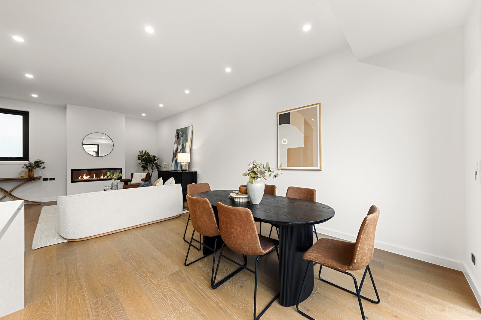 Real Estate and Property in 2/64 Franklin Road, Doncaster East, VIC