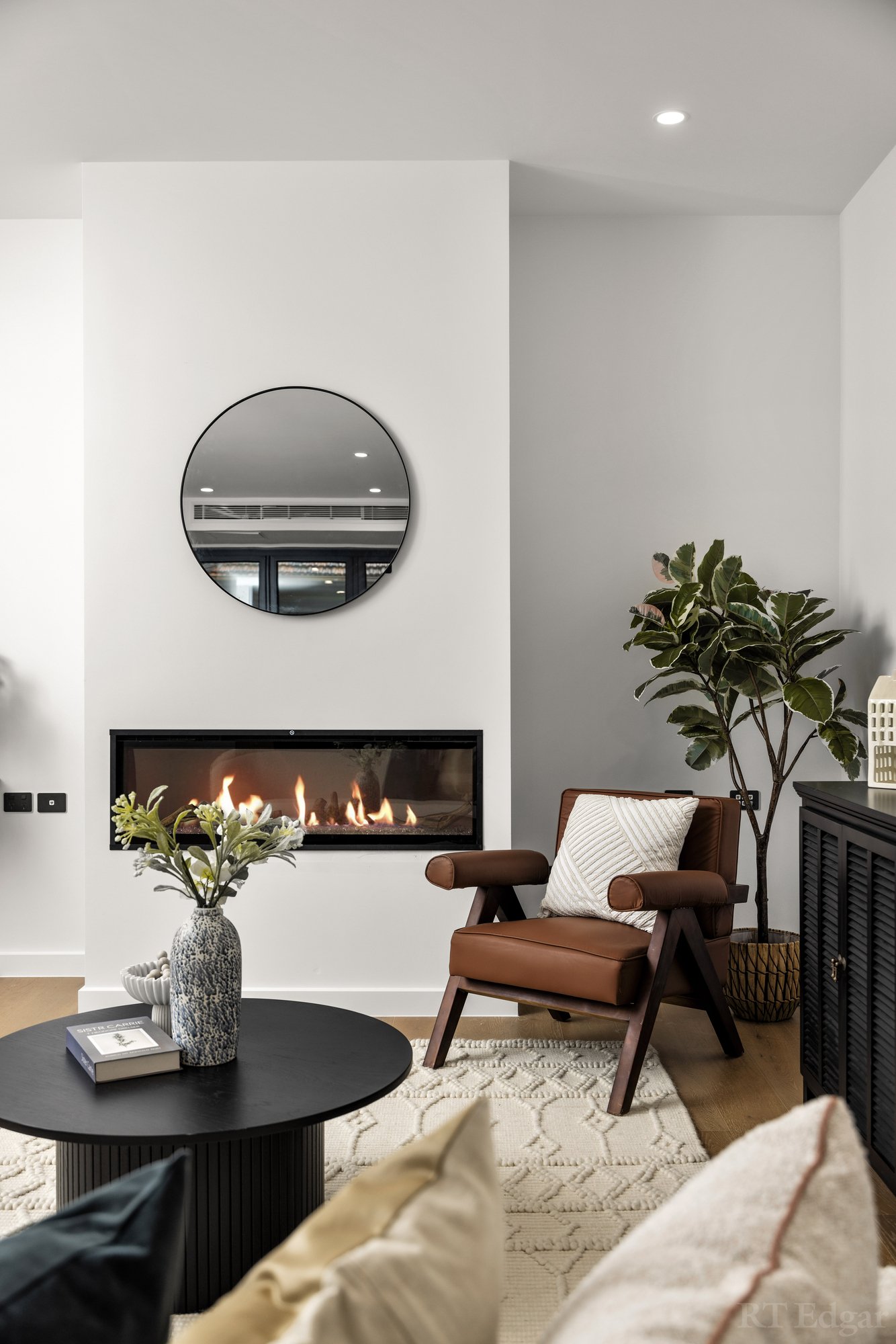 Real Estate and Property in 2/64 Franklin Road, Doncaster East, VIC