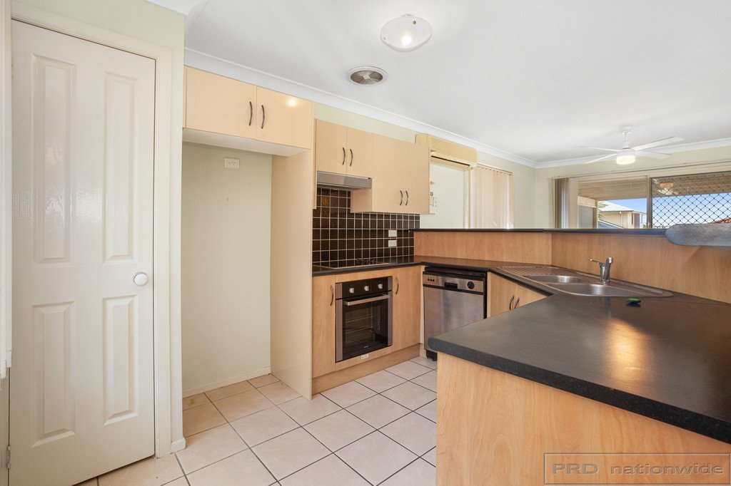2/64 Lawson Avenue BERESFIELD 6